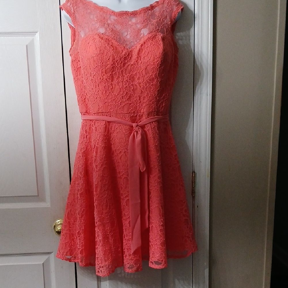 Mori Lee by Madeline Gardier coral lace formal semi dress Sz 14 EUC